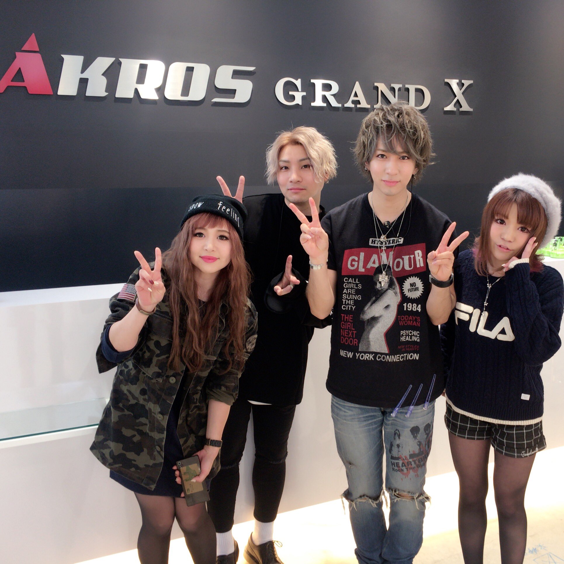 福田みわ Na Twitteru Grand X朝から撮影からの 帰るギリまでパワー頂きました 私の師匠 松本さん 小顔のマッチョになってましたwありがとうございます Akros Grand X の予約はこちら T Co Ddzunczinr T Co Tpif5siaak Twitter