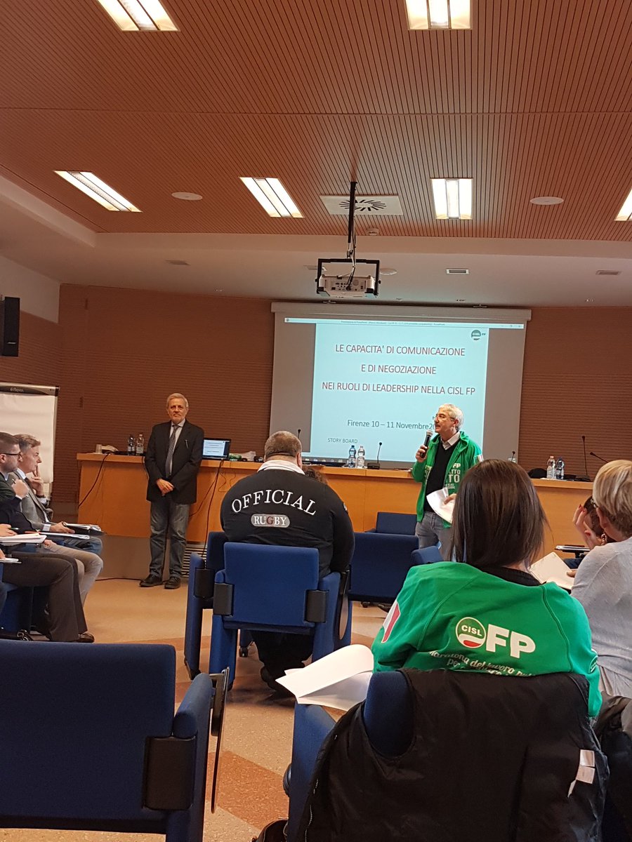 cislfpimsv's tweet photo. #Faverin introduce la seconda giornata di workshop della #cislfp su ascolto, comunicazione e negoziazione. @cislfp https://t.co/VBQazYTHlZ
