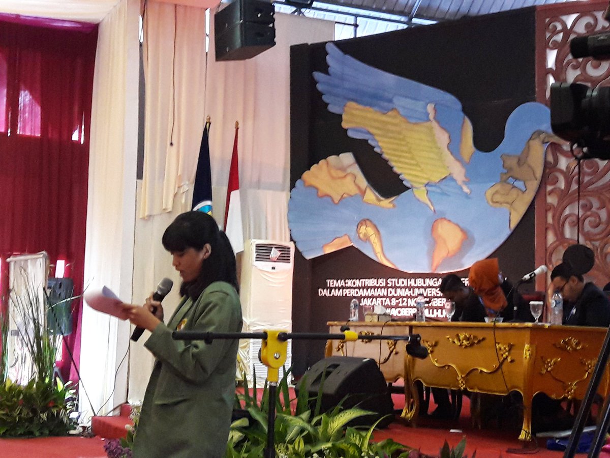 Laporan FML Korwil VI dibacakan oleh delegasi dari Universitas Pembangunan Nasional "Veteran" Jawa Timur.