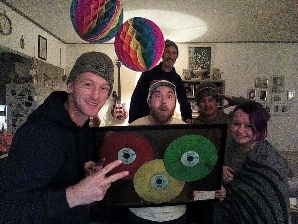 IkbenSamuel's tweet photo. We <3 our fans ! Thank you so much #Awesome #FanArt #VreemdeVogels https://t.co/N1PcniWjd1