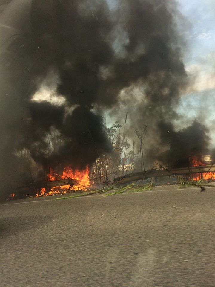 FiresProtection's tweet image. حريق على طريق عام نهر إبراهيم الصفرا المسلك الغربي 
lfpc.org/arabic/Section…