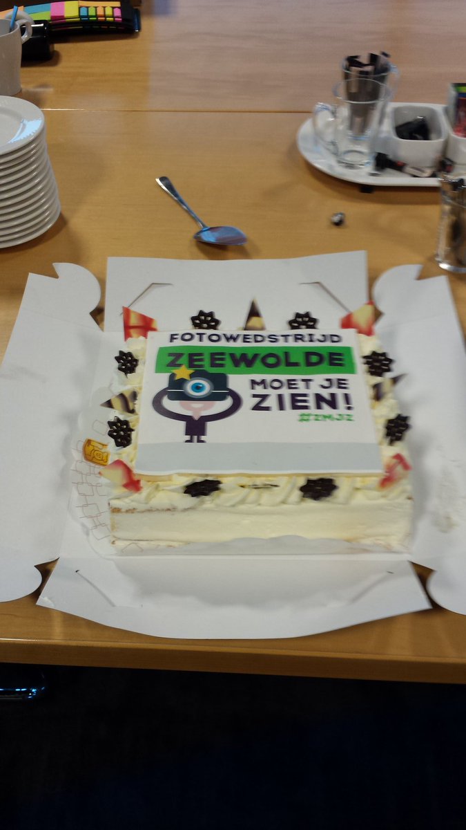 Heerlijke taart voor de klankbordgroep #zmjz  Natuurlijk van een lokale bakker Grootkarzijn