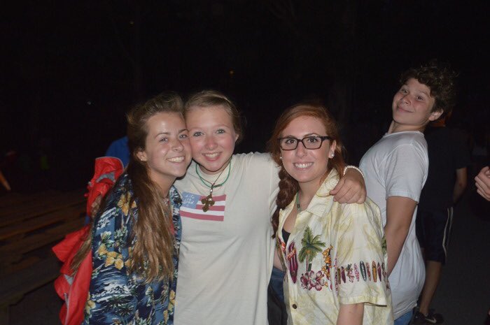 carsonharrann's tweet photo. HAPPY BIRTHDAY MAT ILYYY!!! miss flicking you off every morning ❤️❤️ https://t.co/UYbuZvoKBM