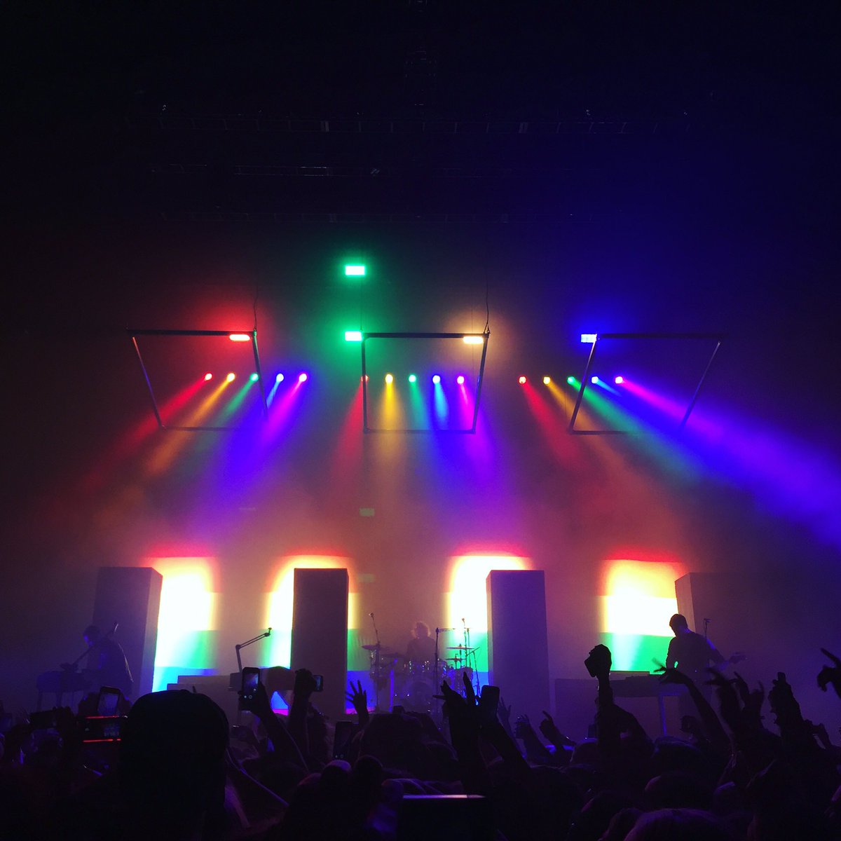 fvllingforhealy's tweet photo. love will always conquer hate. thank you for tonight. https://t.co/k0LAFzoM9f