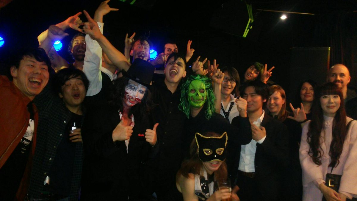 shoutincorpse's tweet photo. 新宿メリーゴーランドたのしかったぜー！@TheWrathRockも最高！！we really fuckin enjoyed playing with the wrath!! https://t.co/Edze25t4Z6
