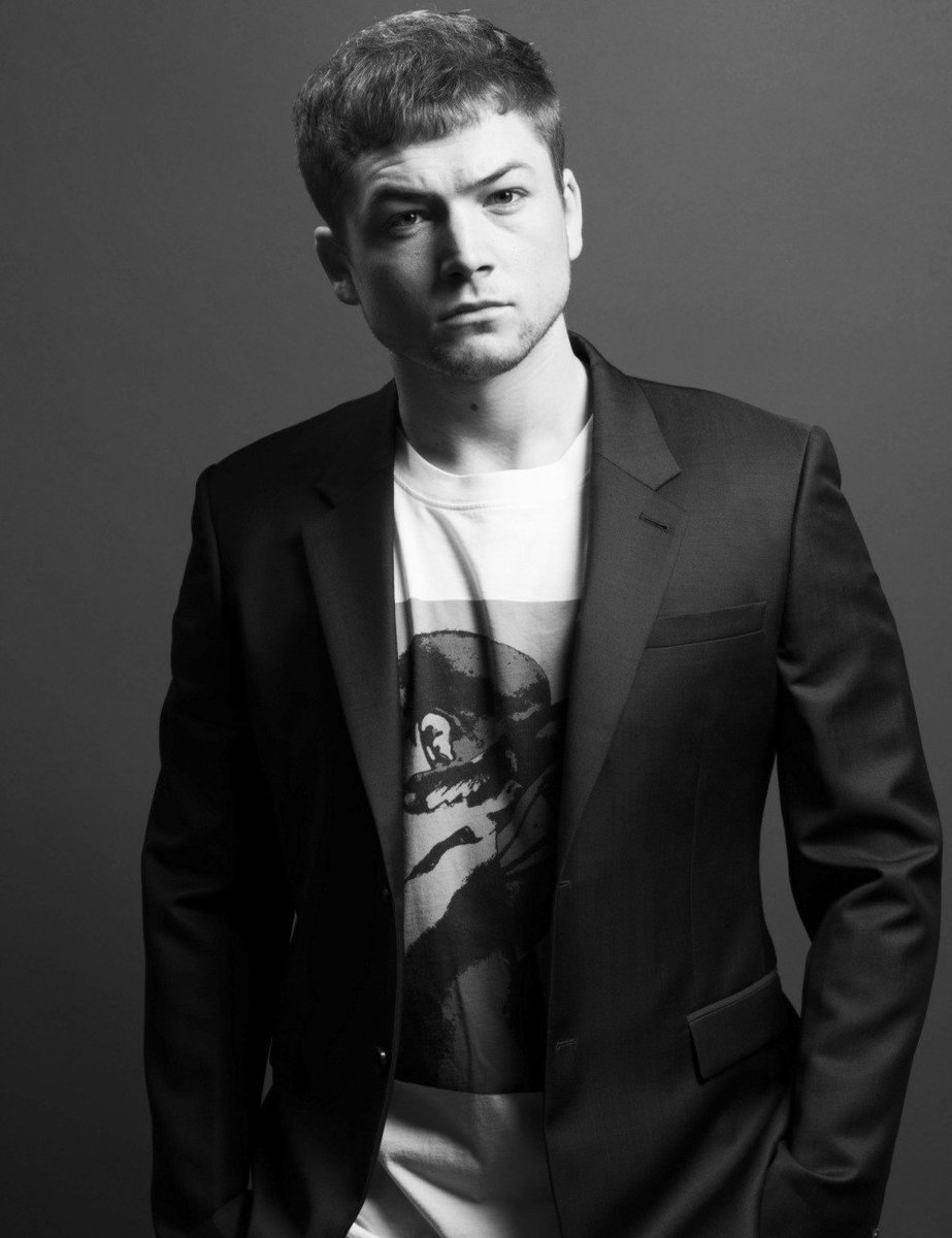 _cynema_'s tweet photo. #TaronEgerton x #happybirthday x #cynema 

Taron Egerton - 27 https://t.co/yHTBxCo6Nk