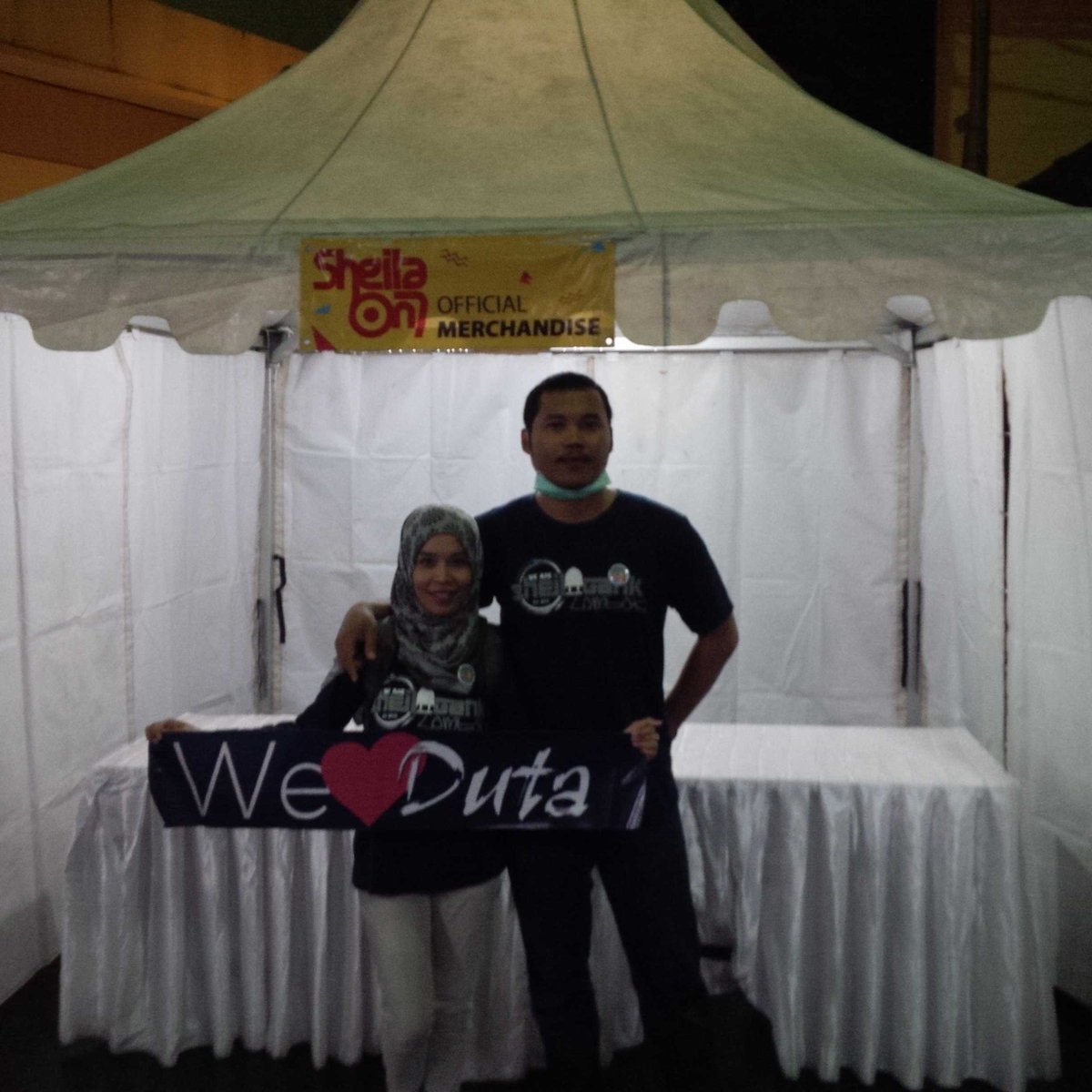 Nanikbq's tweet photo. Setahun yang lalu pak @Duta507 #lombokrayahotel #sheilaon7 #edisirindungonser @Genz507 https://t.co/jq02ZdGFI7