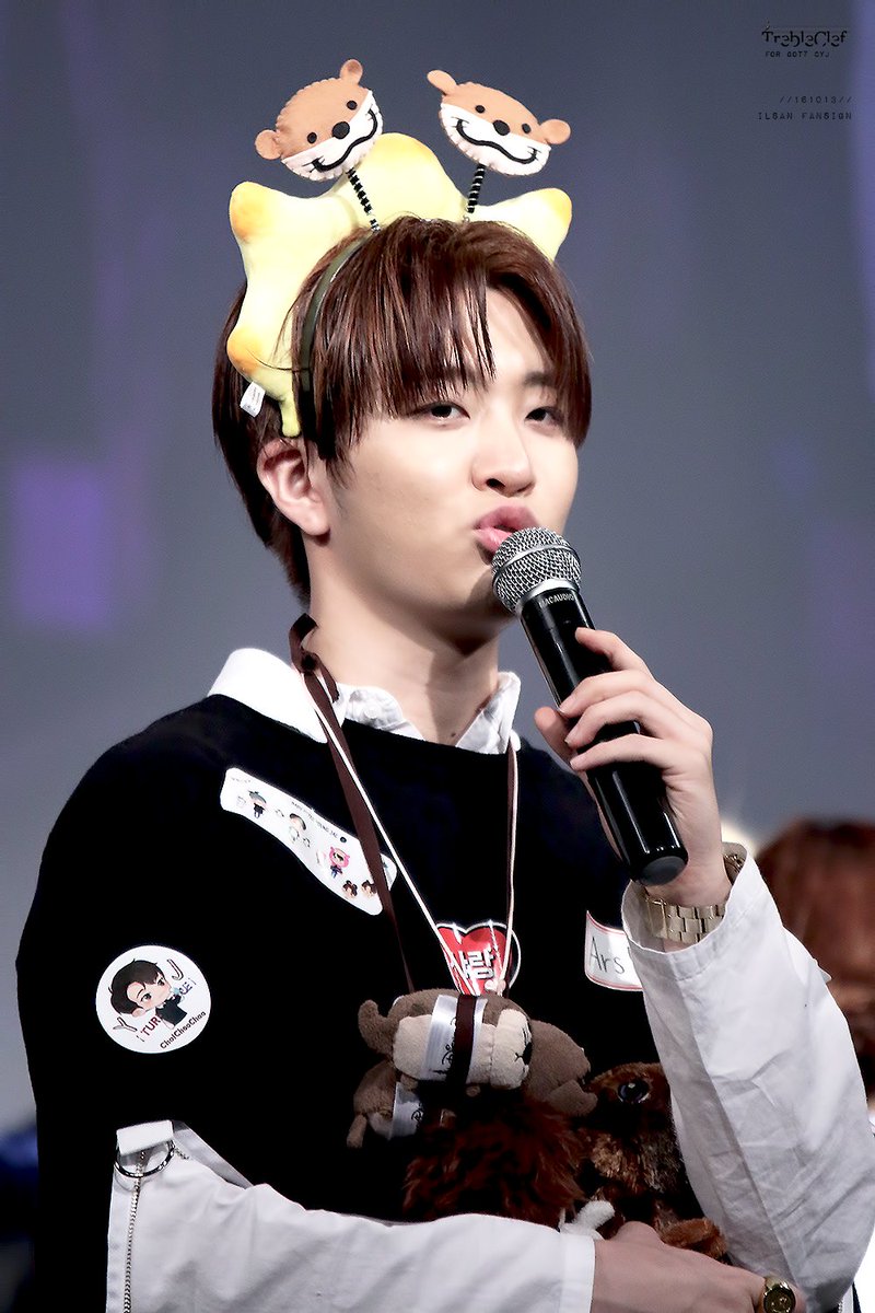 trebleclef0917's tweet photo. [ HQ ] 161013 일산팬싸♥
As per someone's request 
#갓세븐 #GOT7 #youngjae #최영재 #영재 #하드캐리 
@GOTYJ_Ars_Vita https://t.co/wSRklOMfJS