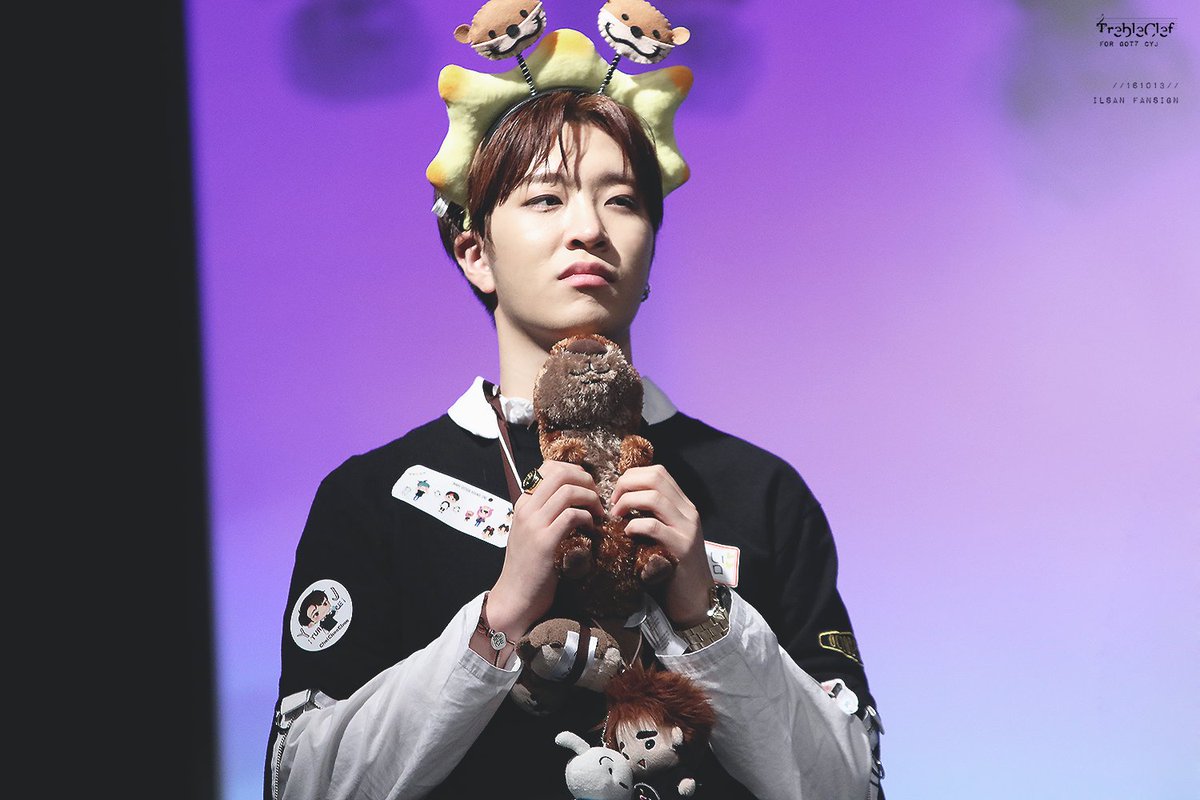trebleclef0917's tweet photo. [ HQ ] 161013 일산팬싸♥
As per someone's request 
#갓세븐 #GOT7 #youngjae #최영재 #영재 #하드캐리 
@GOTYJ_Ars_Vita https://t.co/wSRklOMfJS