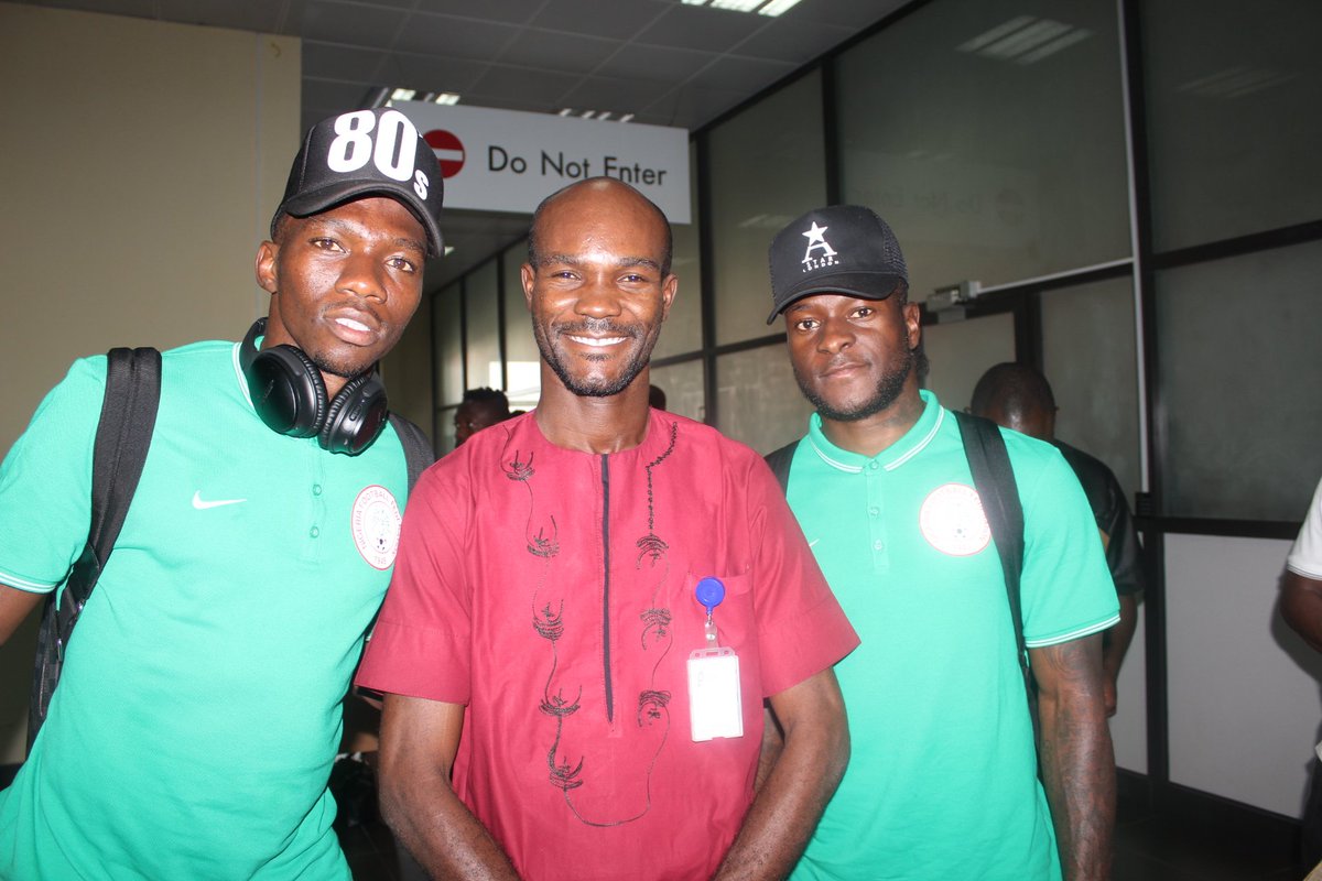 runciecwc's tweet photo. In Akwa Ibom for @LEAPAfrica Social Innovator Programme & Awards. #LEAPSIP2016 It was nice meeting these LEGENDS cc @UNIONBANK_NG https://t.co/8nY7CKB8VE