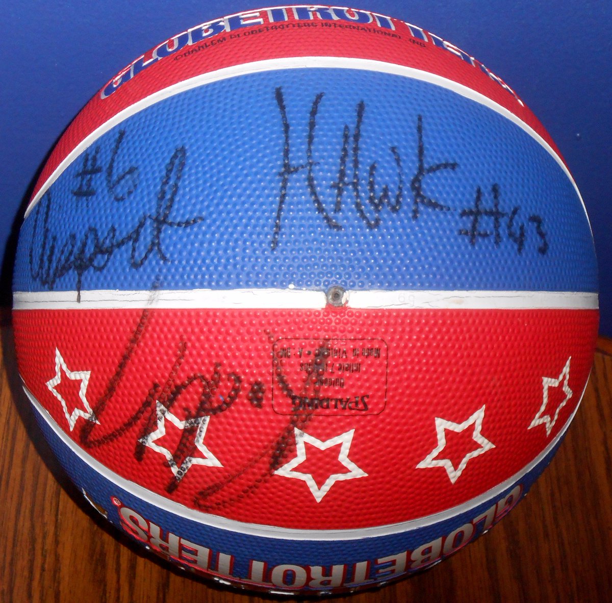 JR_Rec_Room's tweet photo. Vintage Spalding #HarlemGlobeTrotters #Signed #NBA #Basketball (4 #Autographs)! $25 obo #eBay #JRRecRoom
https://t.co/ljL29cEieU https://t.co/9E5LjYE2qi