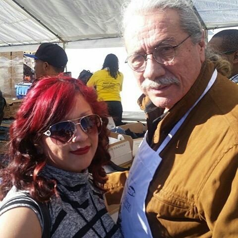 Socialbilitty's tweet photo. @Regrann from @jazzmua18 @edwardjolmos
annual #turkey #giveaway @JacksonLimou #edwardjamesolmos - https://t.co/qOB6UhttKE #JacksonLimo https://t.co/wbwTCtgqpj