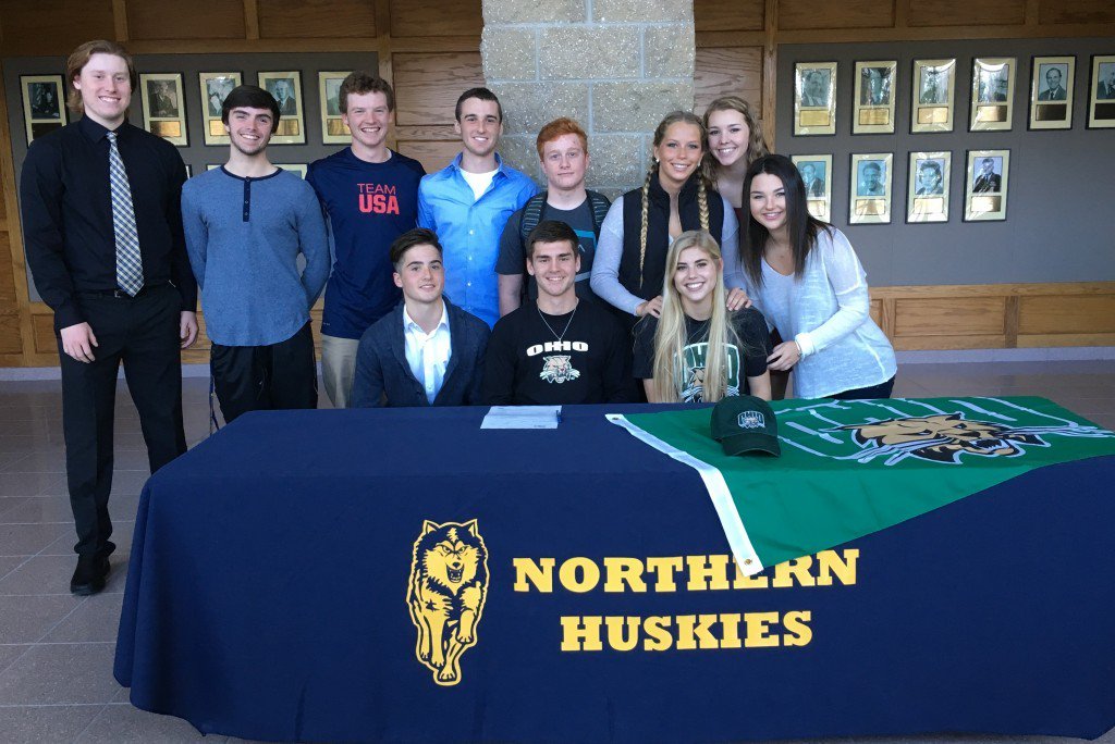 PHNAthletics's tweet photo. In case you missed it: New Article: MANIS SIGNS TO OHIO UNIVERSITY, D1 BASEBALL! https://t.co/Hn65NpjzN3 https://t.co/ElNEQryfIb