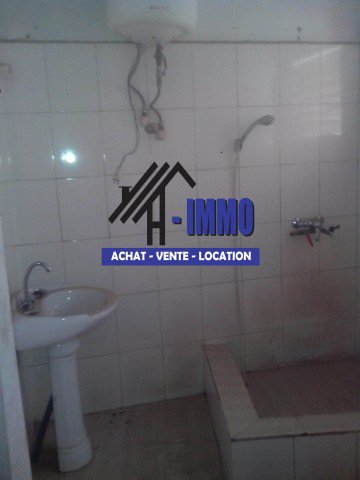 webestimmo's tweet image. à louer un appartement situé à Andravohangy Ambony. Pour Plus d’infos rendez-vous sur bit.ly/2fk7E50 ou contactez le 0331421560