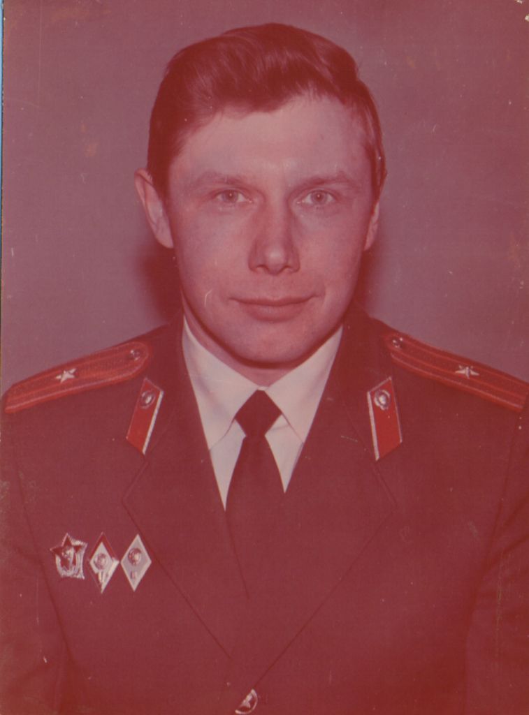 День работника органов внутренних дел. Фотографии из фондов музея: Мишин В.А., 1981 г., после возвращения из...
