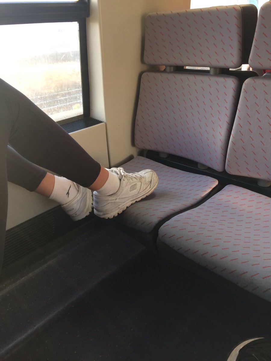 No lo soporto. No se ponen ni colorados.