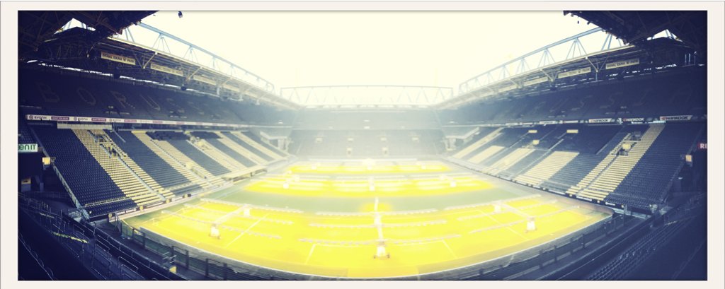 meandmymonkey's tweet image. Decide to turn up for my #symfony  workshop at #phpruhr16 today? I think we can fit one or two more.