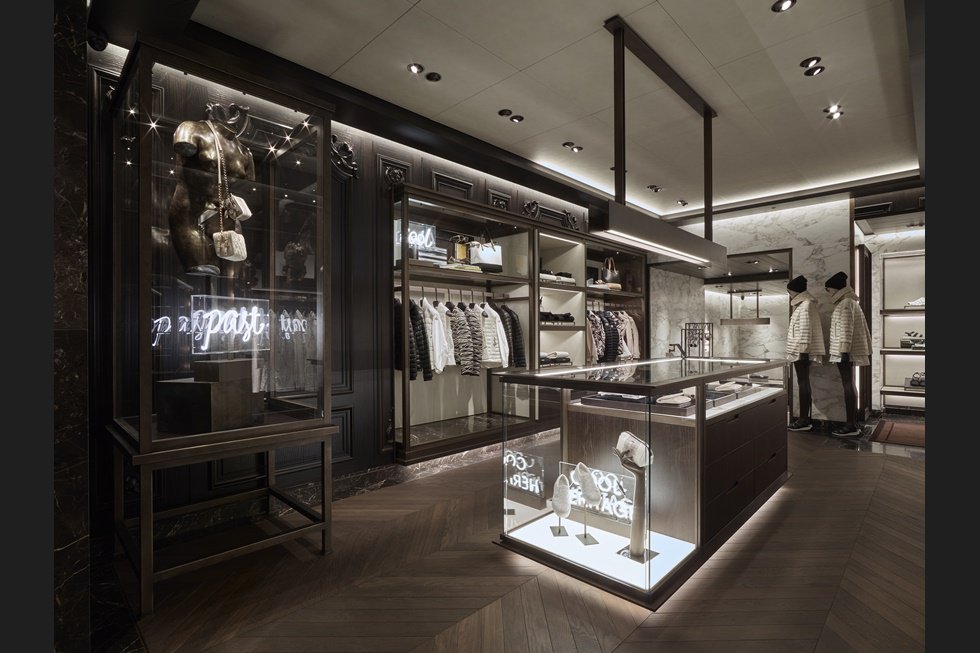 moncler paris store moncler paris store