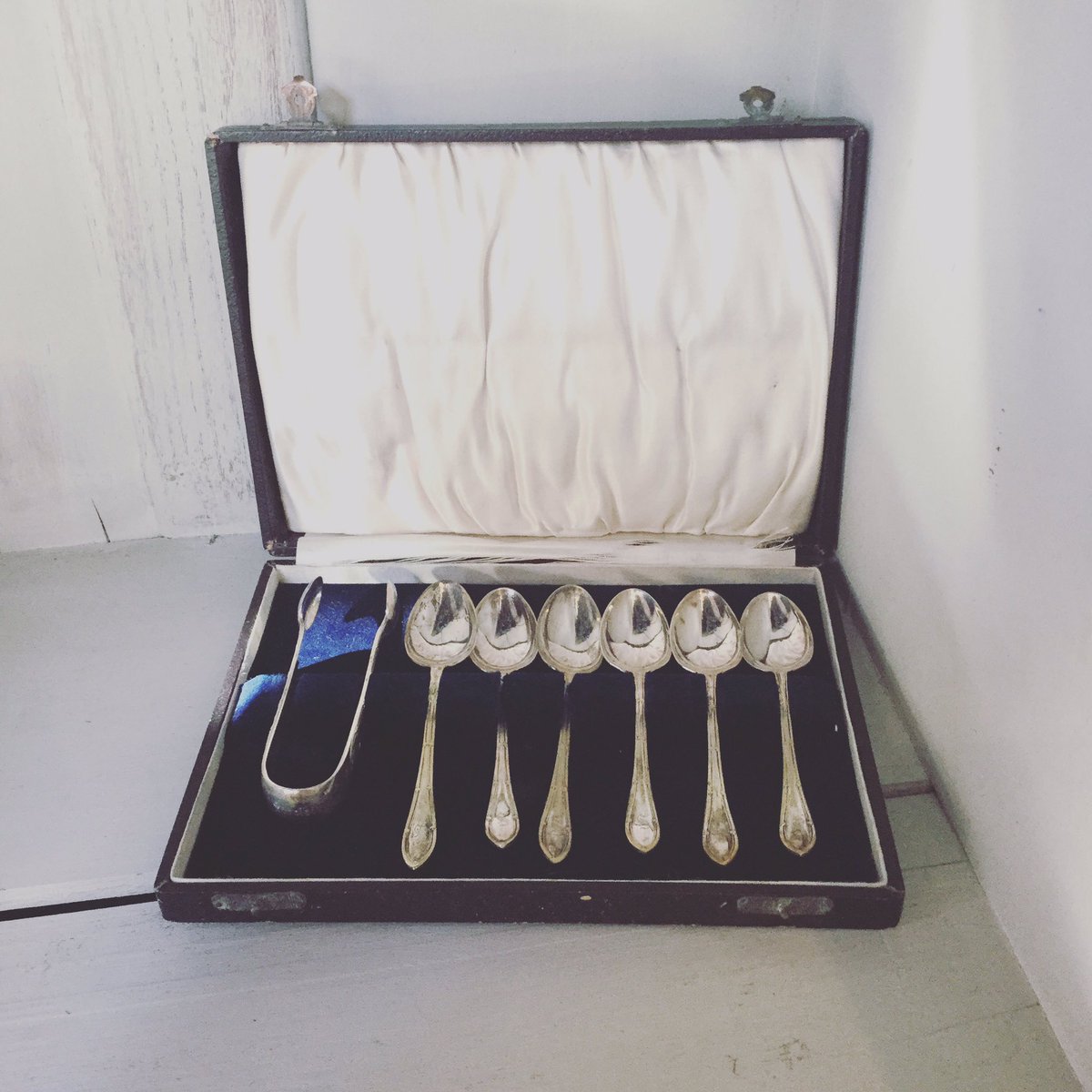 Beautiful #vintage #teaspoon set,  now 25% off 💙 #windermere #lakedistrict #cumbria #shop #retail #boutique #sale #special #christmas #gift