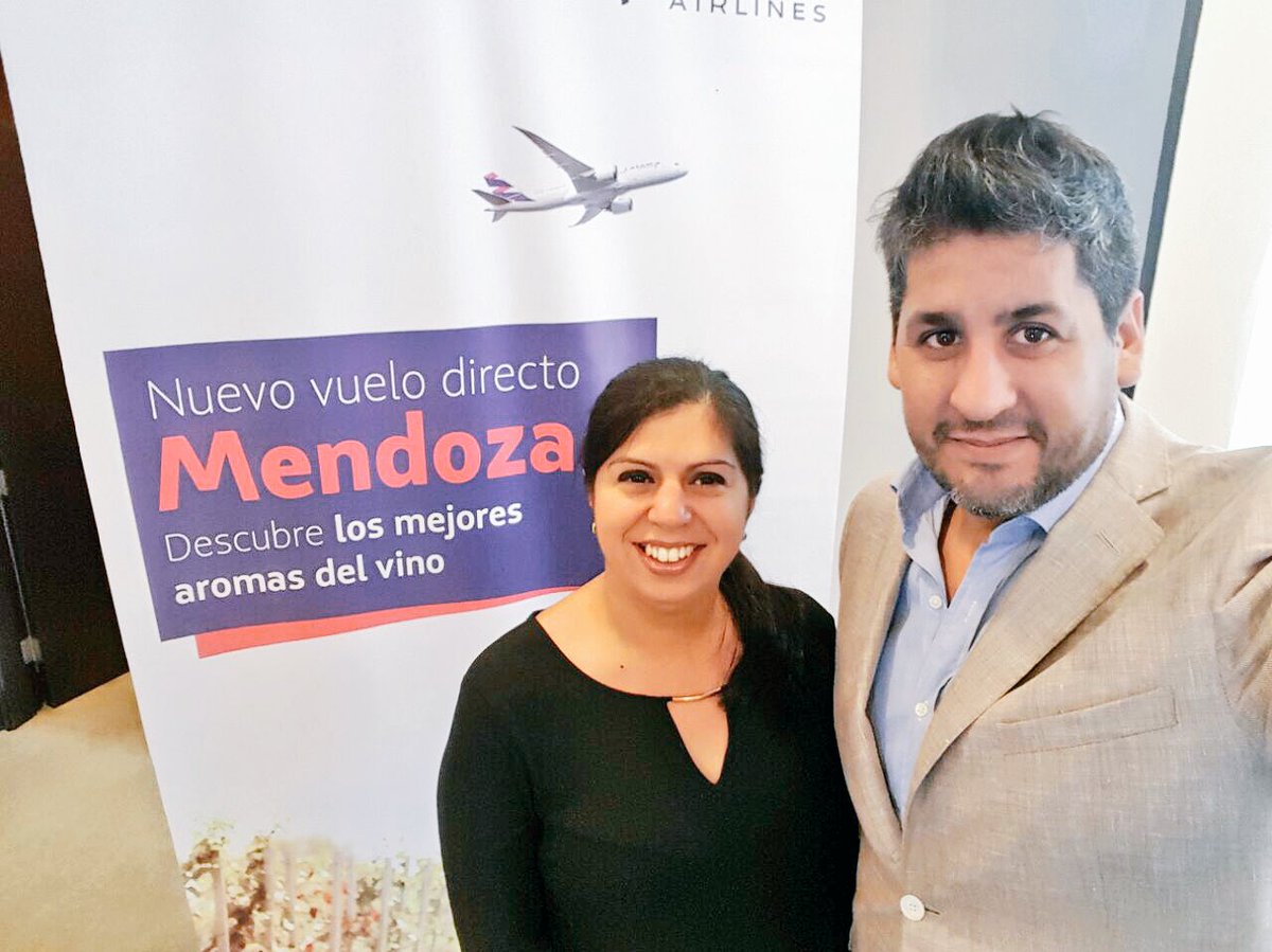 laudiazturismo's tweet photo. Lanzamiento nuevo vuelo directo de @LATAM_PER 🇵🇪@LATAM_ARG 🇦🇷
#Lima ✈️#Mendoza
#AHT #AEHGA #MDZ siempre presente! https://t.co/V7bgQMLGfW