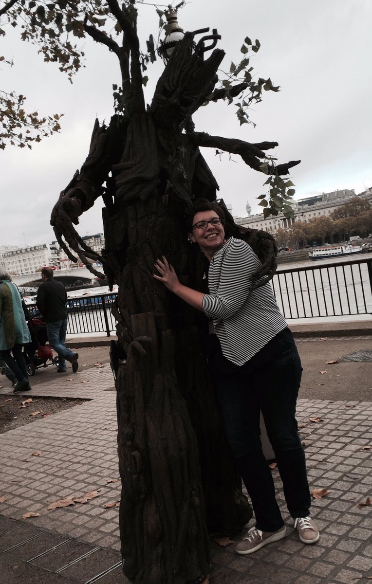 HunterAlison's tweet photo. #HugATree and help plant tomorrow's great native woodland @The_HOEF @LifeAtDennis @LifeAtDennis #DoitDay https://t.co/XhqvzSbXqp