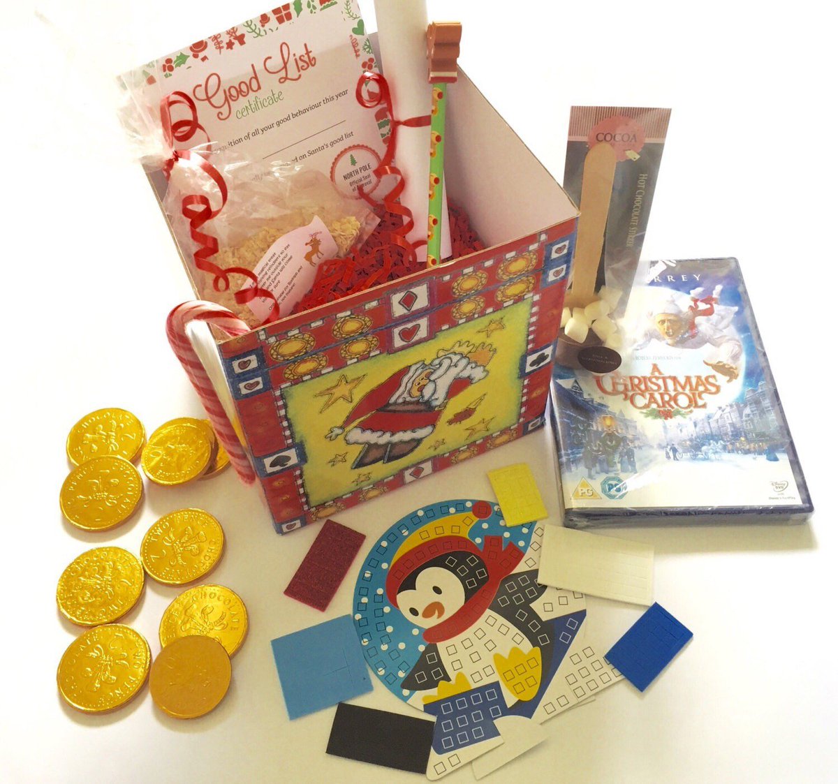 BusyBox15's tweet photo. Christmas eve box, family christmas eve box, letter from santa, persona… https://t.co/AoeceHNSe1 #BusyBoxUk #XmasEve https://t.co/mdtASAMIMz