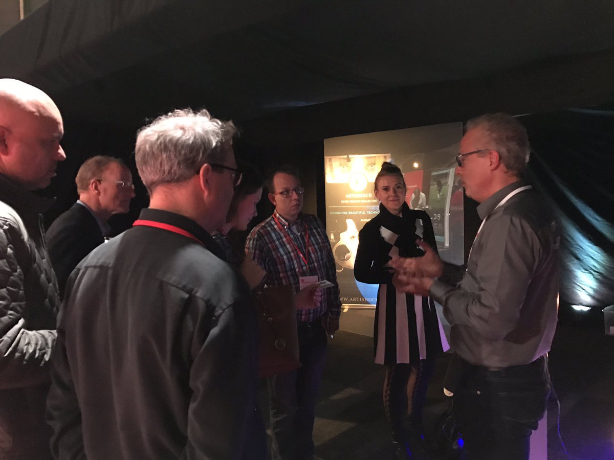 ARTISHOCK_COM's tweet image. Een inspirerende dag met @ARTISHOCK_COM tijdens #exactlive #AugmentedReality #VirtualReality