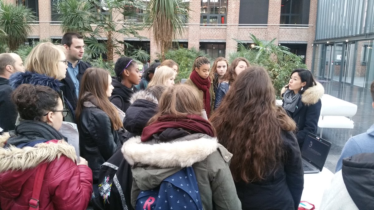 euratechnologie's tweet photo. #EVENT EuraTech accueille #NumeriquElles! 500 jeunes filles collégiennes et lycéennes sont sensibilisées aux métiers de la #tech #numérique https://t.co/k1QV4BTL7i
