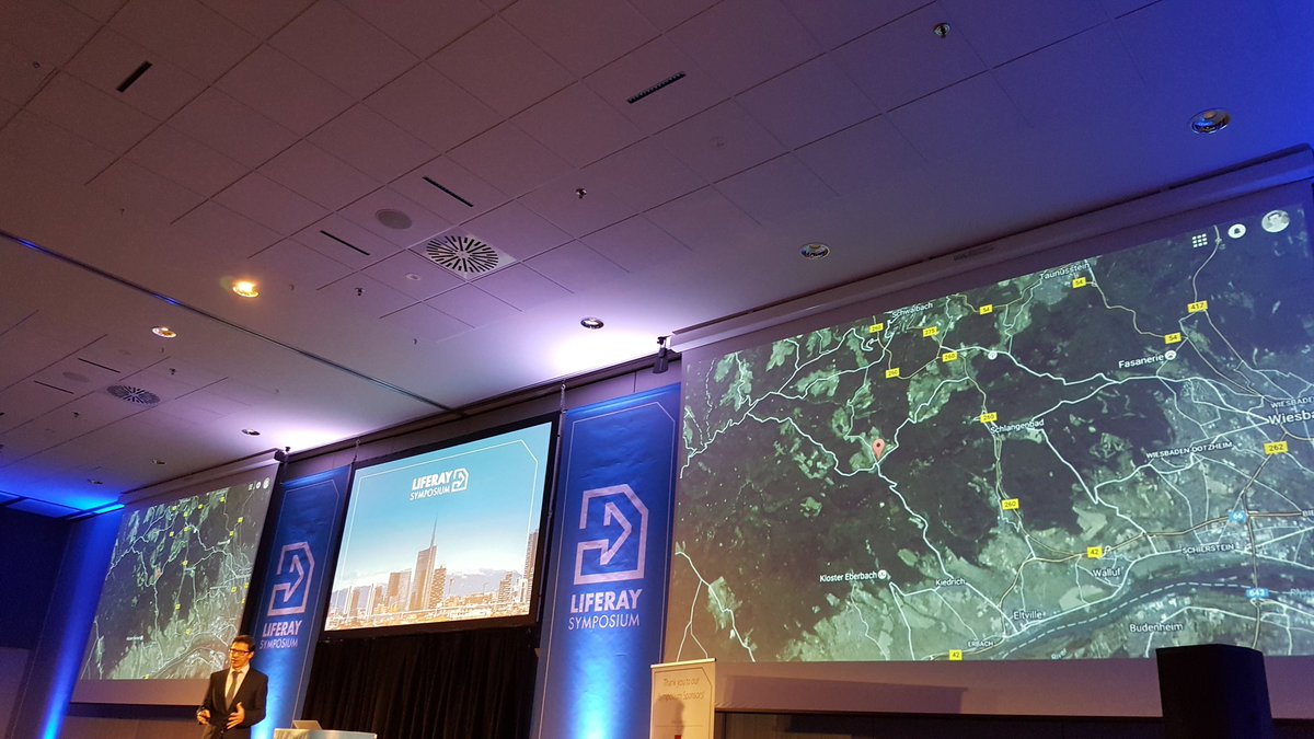 SMC_DGScompany's tweet image. #LRIS16 And now @eddydueck tells us how digital logistics, imagination and focus Win the Day  #digitalmarketing #digitalLogistic #liferayDXP