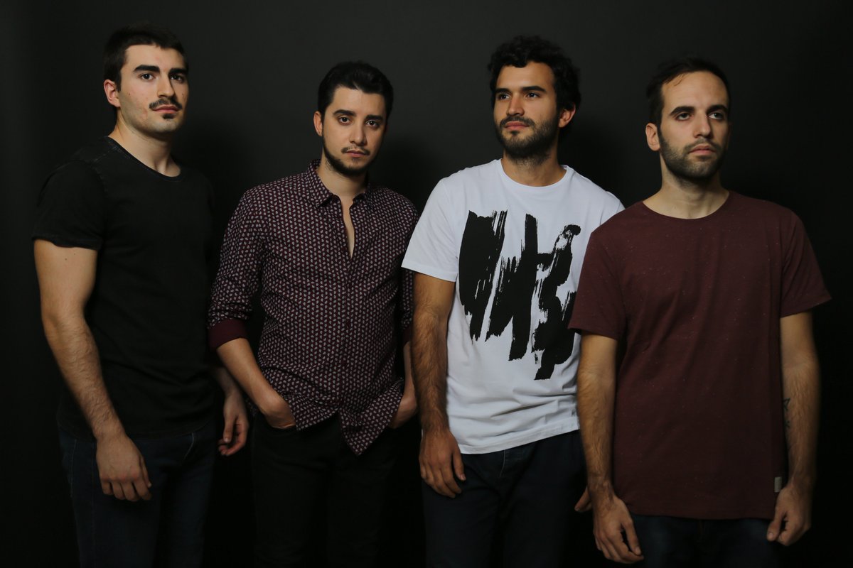 ¡Atención! Después de 1 año de descanso volvemos al ruedo con nuevas canciones e incorporaciones a <a href="/AdiosNicoleBand/">Adiós Nicole</a>. ¡Pronto más novedades!