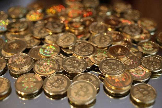 VVCBITCOINcom's tweet photo. #bitcoin firms are allegedly getting frantic calls to convert cash - https://t.co/uu9DBoauZI #currency #technology #money #finance #finances https://t.co/EO01K5G9kB