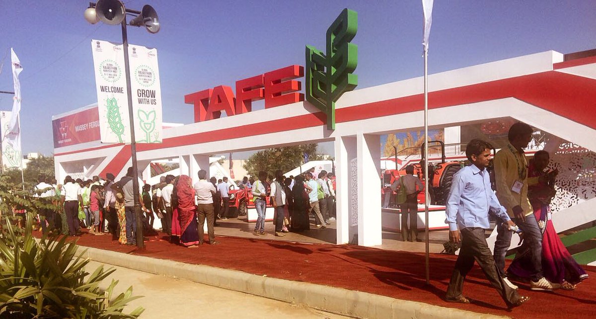 ficci_india's tweet image. Outdoor Exhibition area at #GRAM2016 thronged with farmers