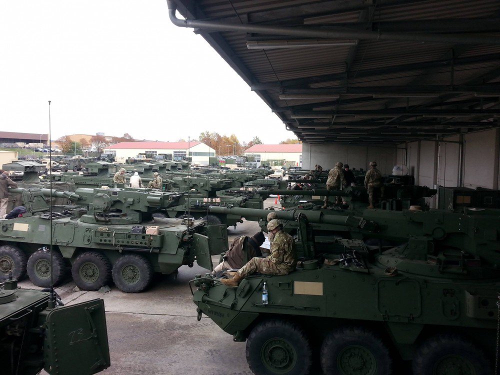 Derflinger72's tweet photo. #Германия: #Армия #США провела готовность бронетехники https://t.co/PSxsJlebaL #M1128 #MobileGunSystem #танк #бронетехника https://t.co/3KWpdmd01M