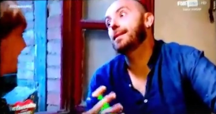 hardenheart's tweet photo. ...l'unica cosa che conta per me è la musica..finalmente un po' di gioia ;) e si...sorrido anch'io ;) #IlContadino #Foxlifeit #Claudio https://t.co/cb4bkOuUxK