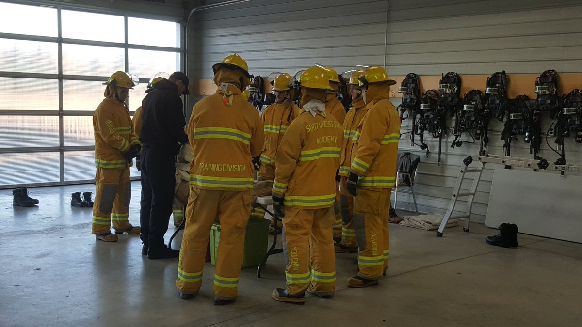 TBGfire's tweet photo. #trainharder @tbgfire @SFA_Ontario @TDFireAcademy https://t.co/lVhOPHef2I