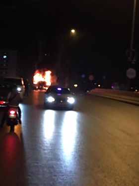 FiresProtection's tweet image. احتراق سيارة على طريق وسط بيروت امس 
lfpc.org/arabic/Section…