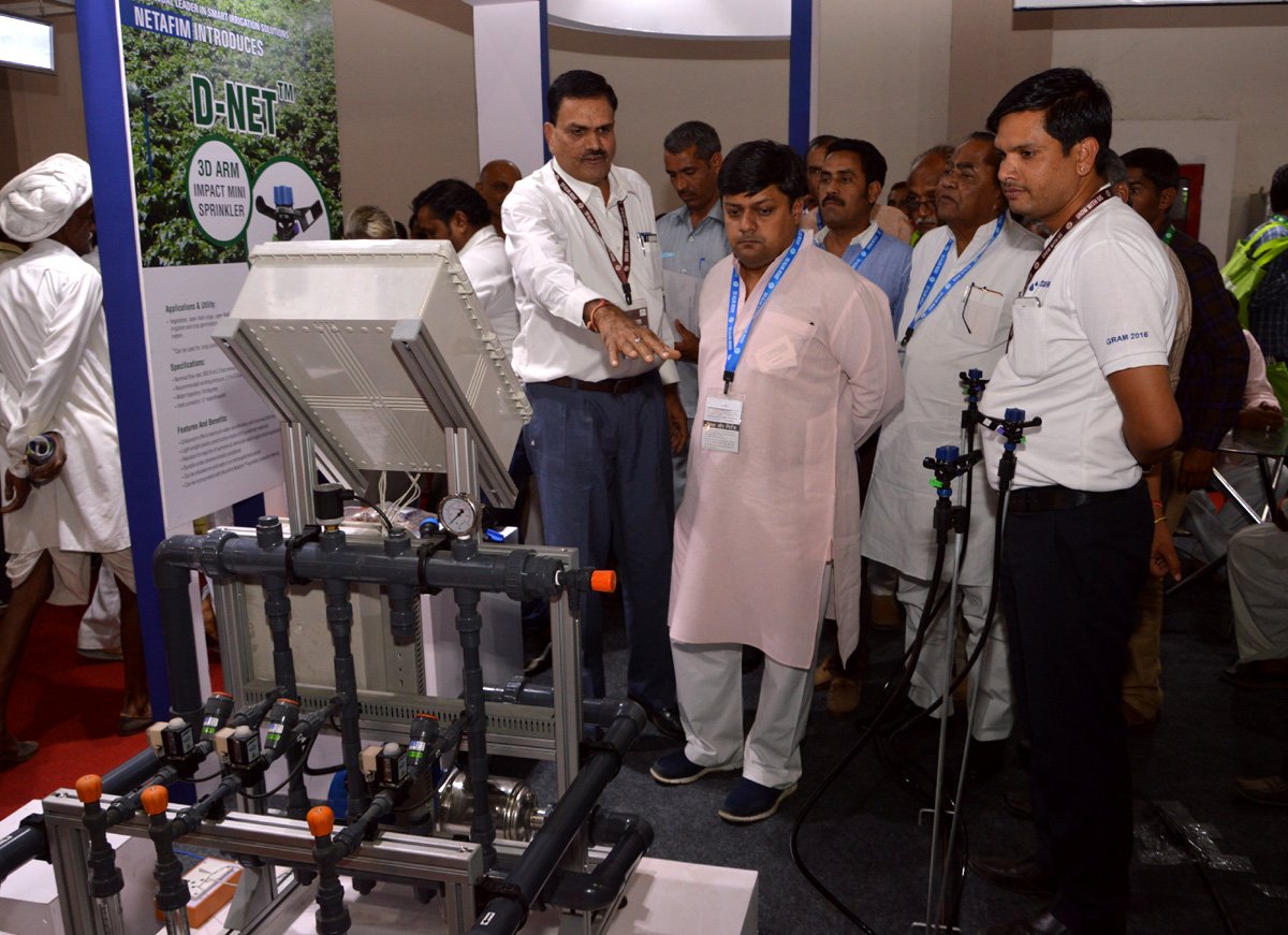 DushyantDholpur's tweet image. Mechanized farms, animal husbandry &amp;amp; agro-marketing will change the face of agriculture. We look forward to Rajasthan's progress. #GRAM2016