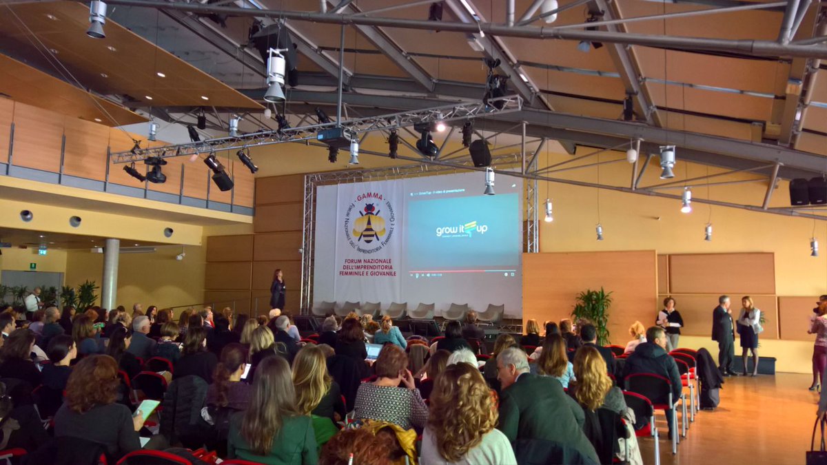 paolacavallero's tweet photo. A #GammaForum #growITup on stage come esempio di #openinnovation @purassan @FabioSantini71 @FondCariplo @growITup https://t.co/oVChFEeLUS