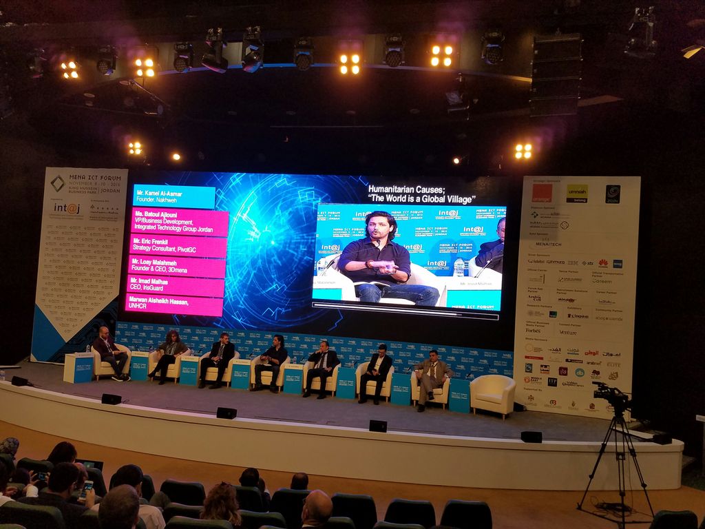 #INNOVATION: blind refugee worked with <a href="/3Dmena/">3Dmena</a>: created $30 #wearabletech #haptic device for independent walking!

#MENAICT2016 #3Dprinting