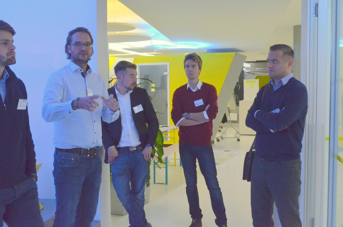 wratbw's tweet photo. #juwi-Netzwerktreffen bei @startliveatwork mit @IckeInBW und lecker #Grünkohl. Danke an Sebastian Lüke fürs Kochen! #wrat https://t.co/lGaoK5OiYo