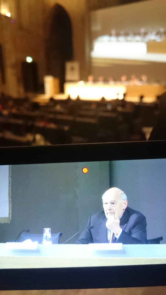 ADAPT_bulletin's tweet photo. Ora #Zamagni @UniboMagazine spiega il problema della #produttività parlando del "Great War management problem". https://t.co/jbEiM2vgBF