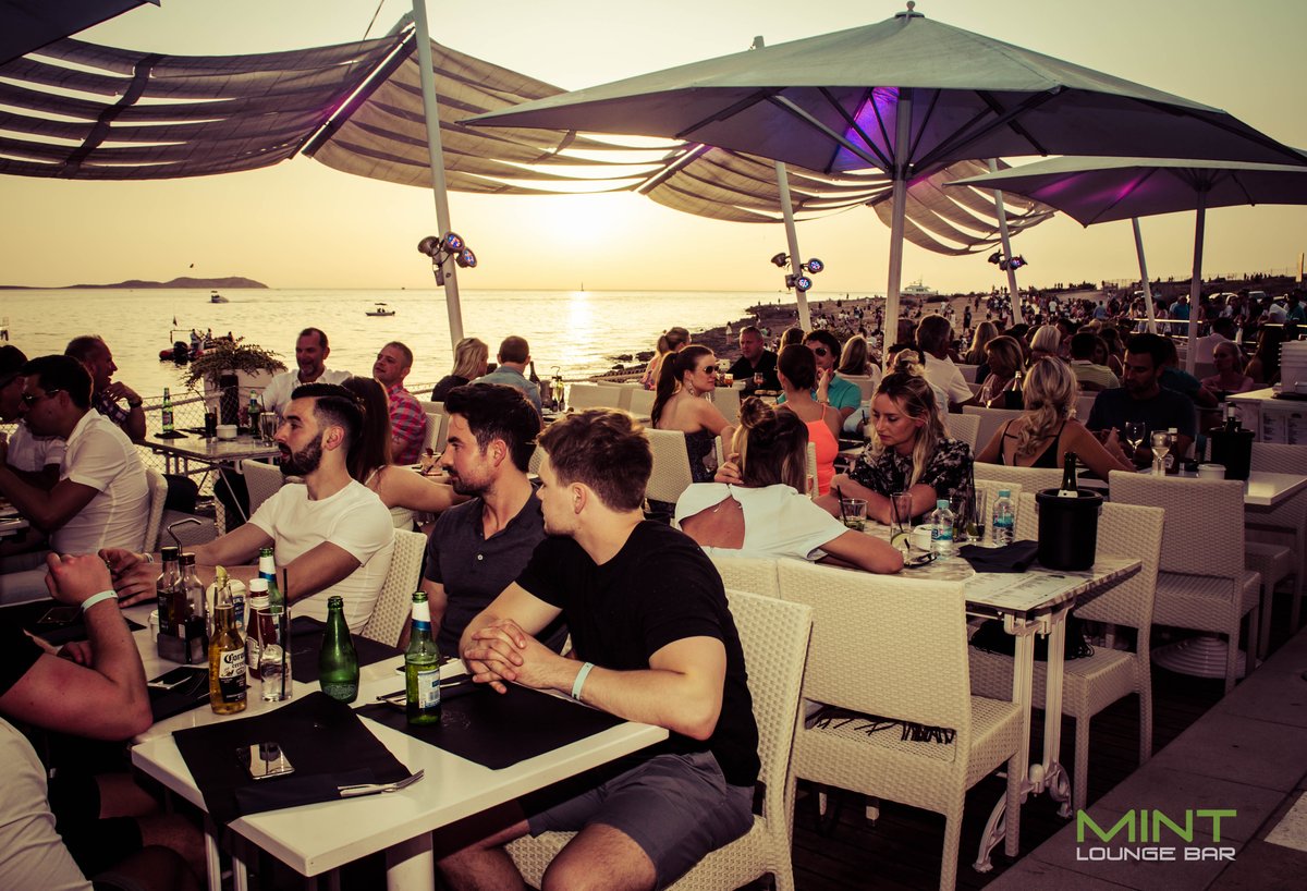 Mint Lounge على تويتر "Tag who you'd want to be sitting with at