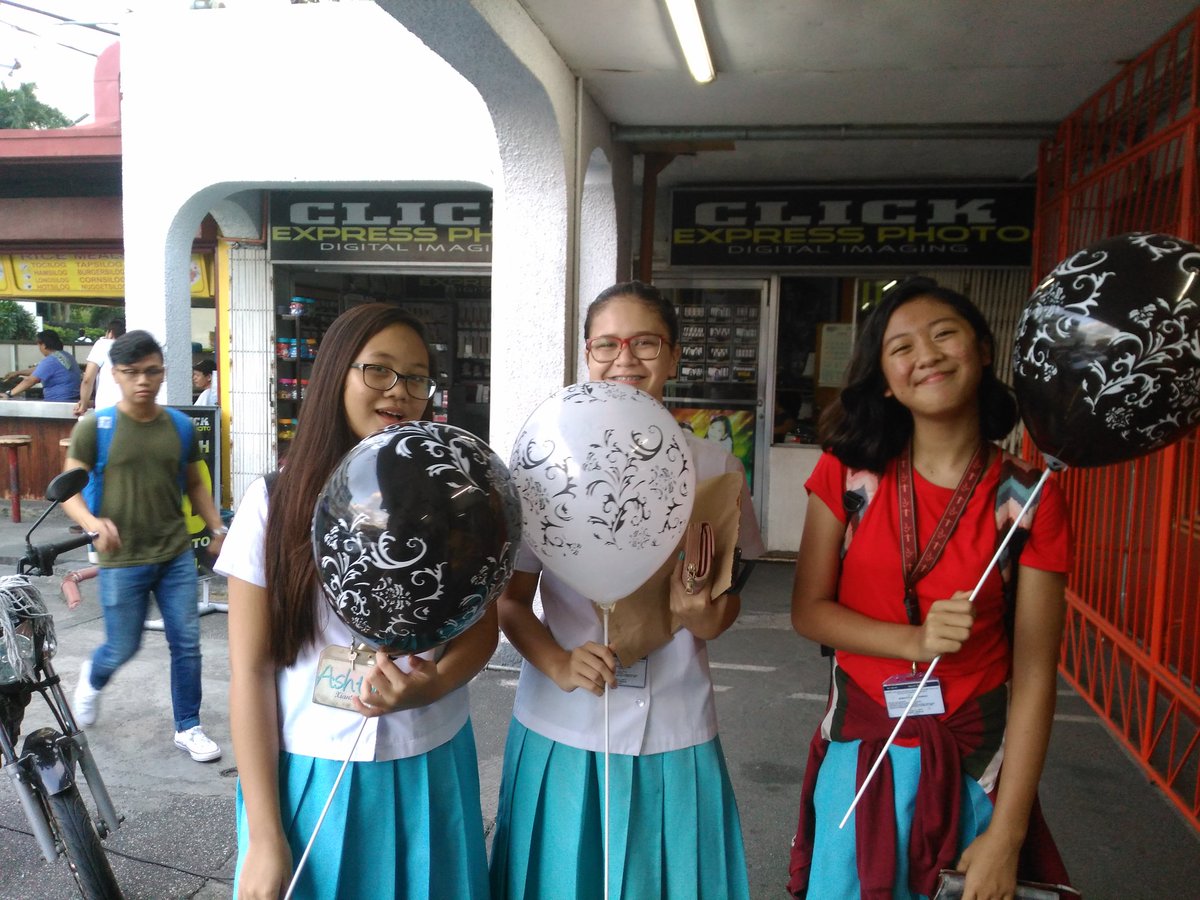 BootifulBurn's tweet image. &quot;Bes hintay sali ako sa picture&quot;