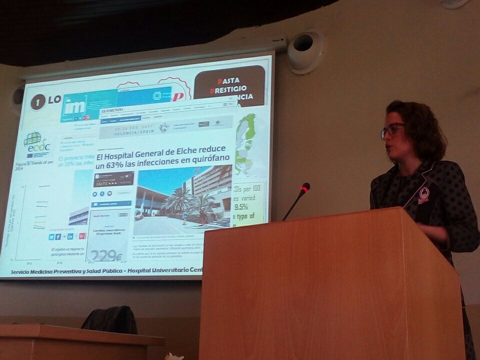 olga_monteagudo's tweet photo. #ICSempsph M. Fdez-Prada presentando la operativa del ProyectoIQZ (Infección Quirúrgica Zero) https://t.co/3YpiqTTdbX