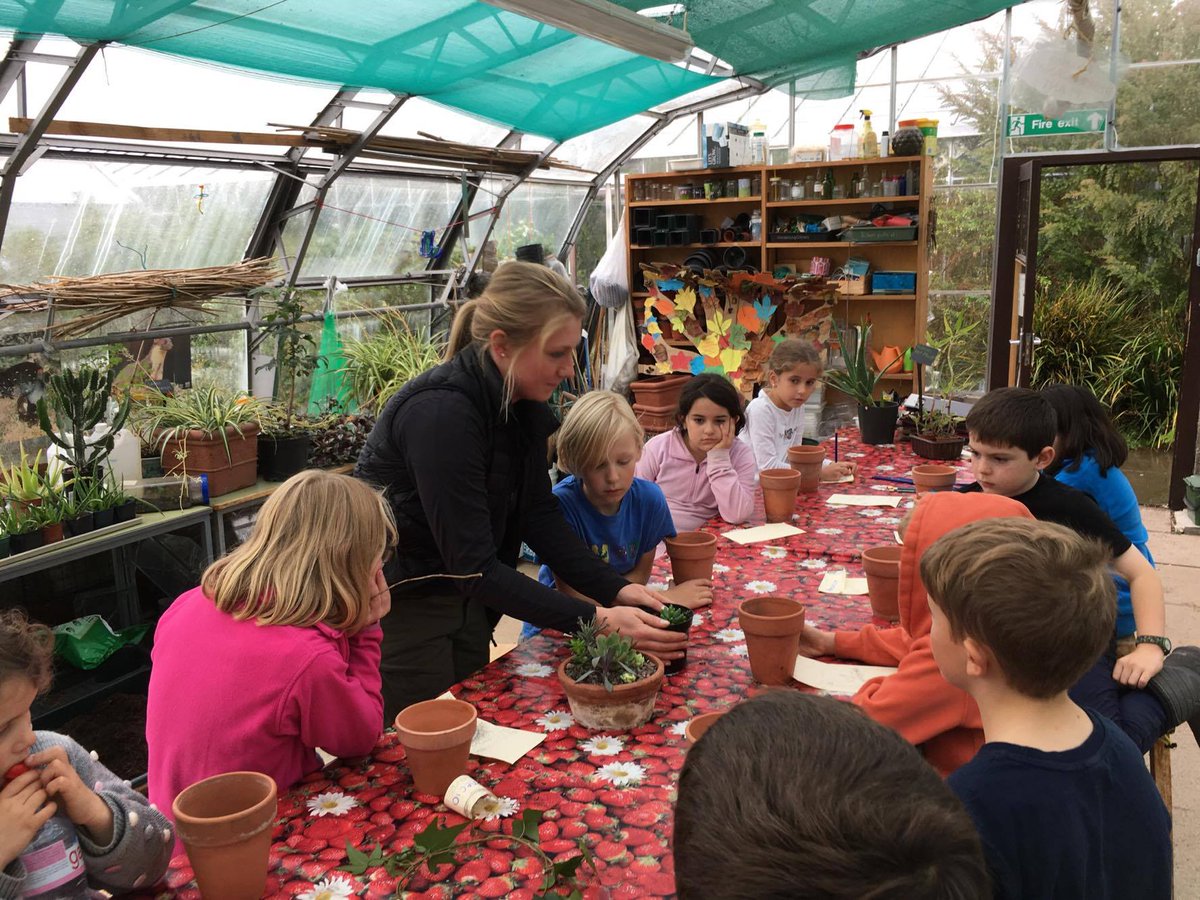 meadowmania's tweet image. Inspiring the next generation to grow @StABotanics 
@YoungHortTeam @The_RHS @GrowCareers #YoungHort #GrowingSkills #Botanics #Scotland