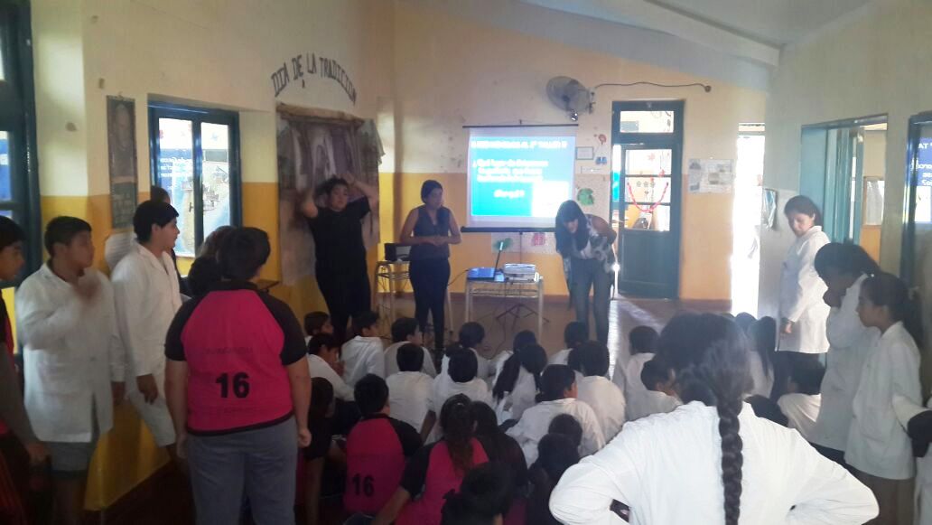 CAlidadTurCATA's tweet photo. #AYER con un colegio de #Coneta finalizamos la primera incursión con Turismo, Patrimonio y Escuela en la provincia de #Catamarca!
#TPE https://t.co/v47NLeVWyx