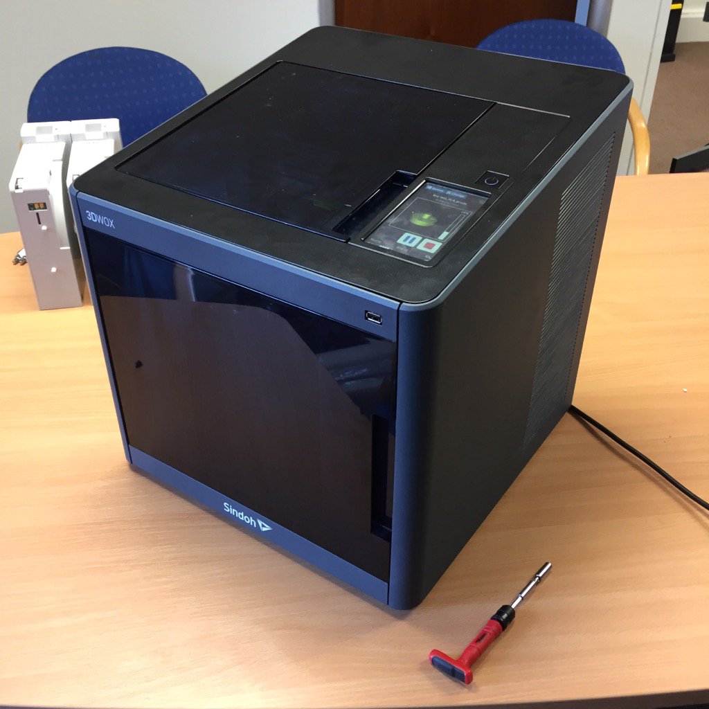 Back together working and new screws left over 😀