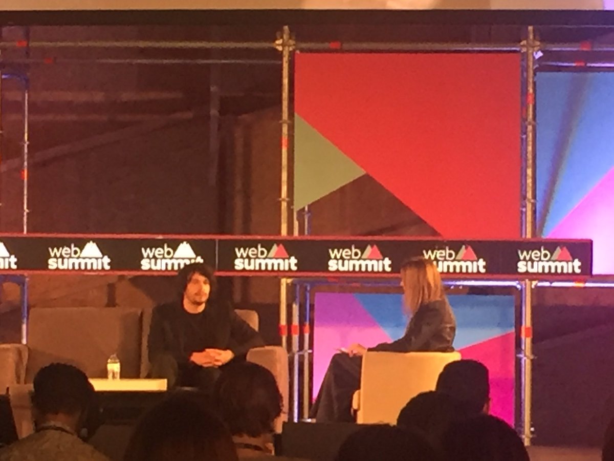 #tech meets #fashion w <a href="/Benjamin_XO/">nobody</a> <a href="/STUDIO_XO/">XO</a> blurring frontiers of different worlds to offer #innovation for new generation <a href="/WebSummit/">Web Summit</a>