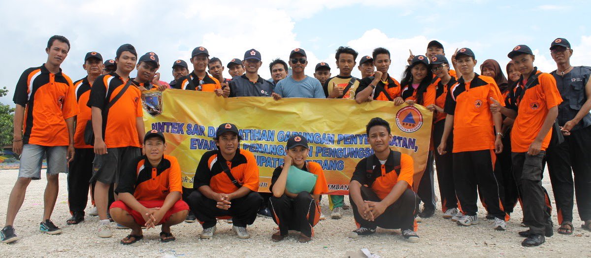 Pecinta Alam BPBD Rembang Gelar Bintek SAR dan Latgab Penyelamatan, Evakuasi Penanganan Pengungsi dlvr.it/MdTpx1 #COPALA_INDONESIA