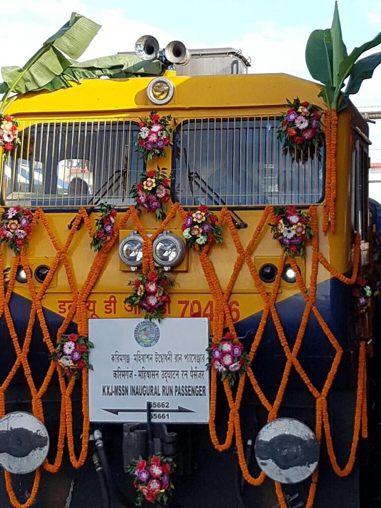 KunaljitOnline's tweet image. Today @RailMinIndia minister @sureshpprabhu ji Flagged off new passenger train between #Karimganj and #Maishashan  via #Langai in #Assam ...